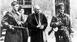 A vallásszabadság korlátozása és az egyházak üldözése Magyarországon a szovjet típusú diktatúra idején